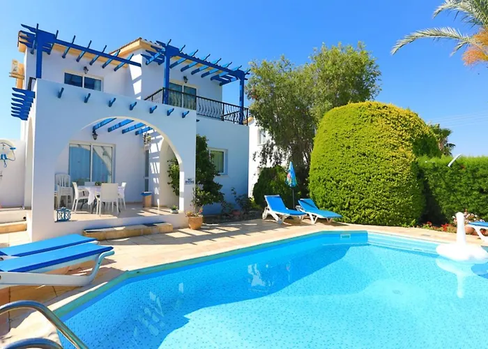 Vila Lemon Grove Dio Argaka