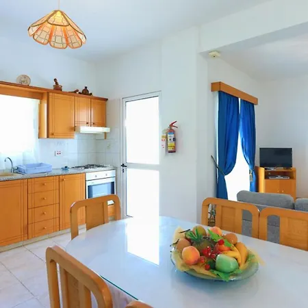 Lemon Grove Dio Villa